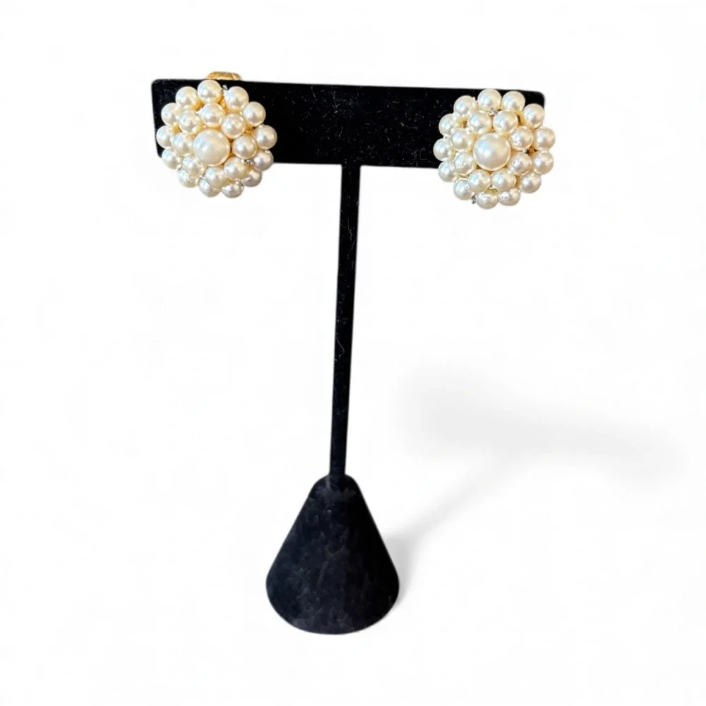 Vintage Faux Pearl Cluster‎ Clip On Earrings